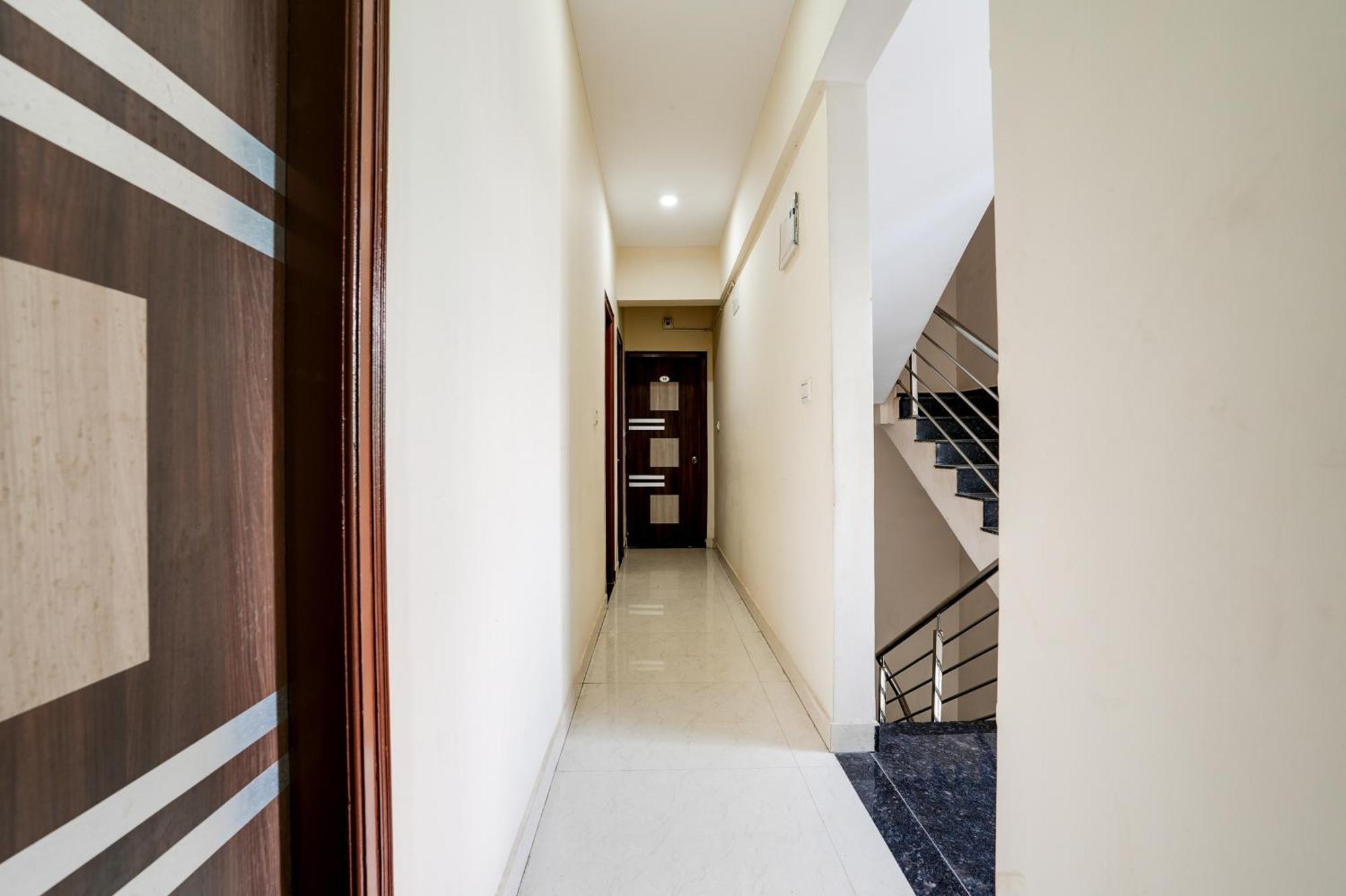Super Hotel O Bangalore Near Reva Circle Formerly Cka Boarding Yelahanka Luaran gambar