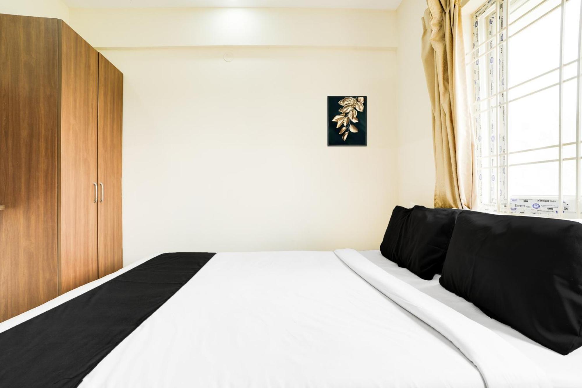 Super Hotel O Bangalore Near Reva Circle Formerly Cka Boarding Yelahanka Luaran gambar